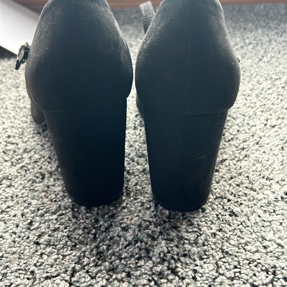 Mary Jane Heels - Picture 3 of 6